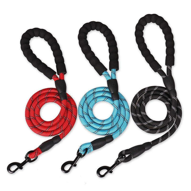 Reflective Dog Leash with Padded Handle for Comfort and Safety - Suitable for Small, Medium, and Large Dogs